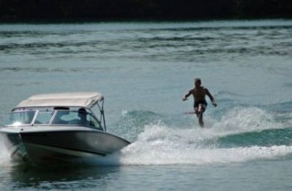  Larga vida al esquí acuático en las Cotes D Armor Cotes d'Armor